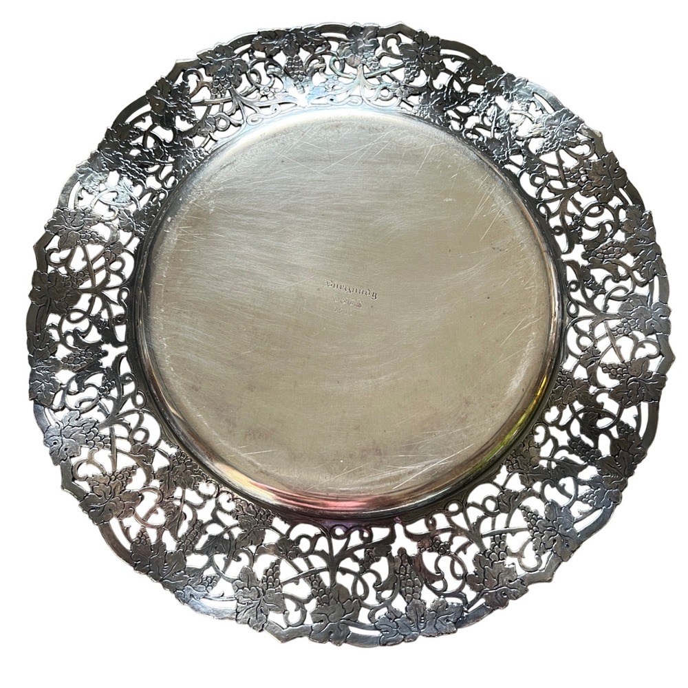 Vintage Silver Plated Burgundy 1510 Ornate Grape Vine Design Serving Plate‎ - Picture 2 of 4